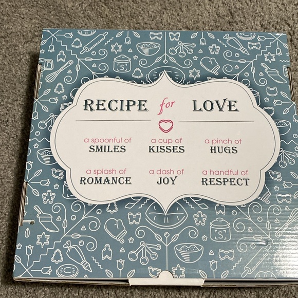 Cakes of Eden Apron Hero's pop n dip kit. Never used - Picture 2 of 12